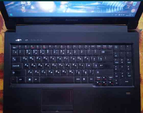 Ноутбук: Lenovo B560 , 1TB, Core i3, 2x2 40ГГц.RAM8Gb. NVIDIA 1Gb. Киев