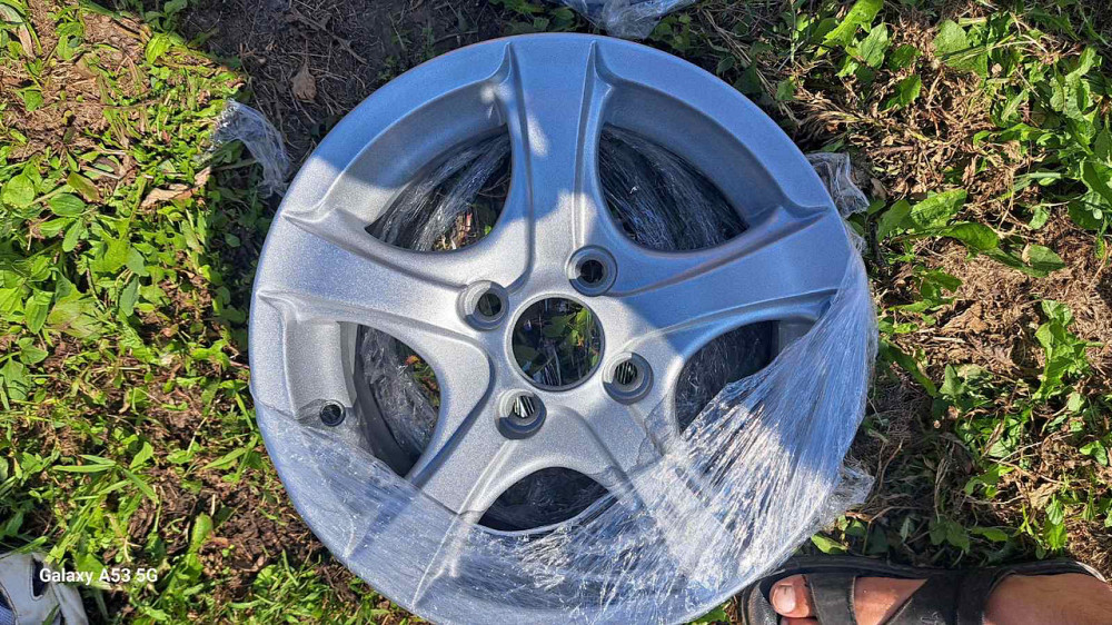 Новые диски для ВАЗ 2109, 2110, 2115, 2101–2109 Киев - изображение 1