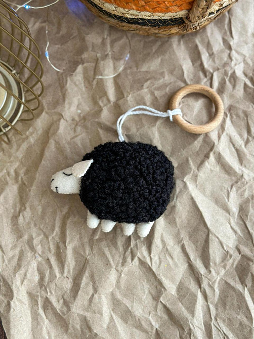 Игрушка-подвеска WooolyWool 