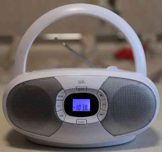 Радіо FM вакуум BoomBox. Київ