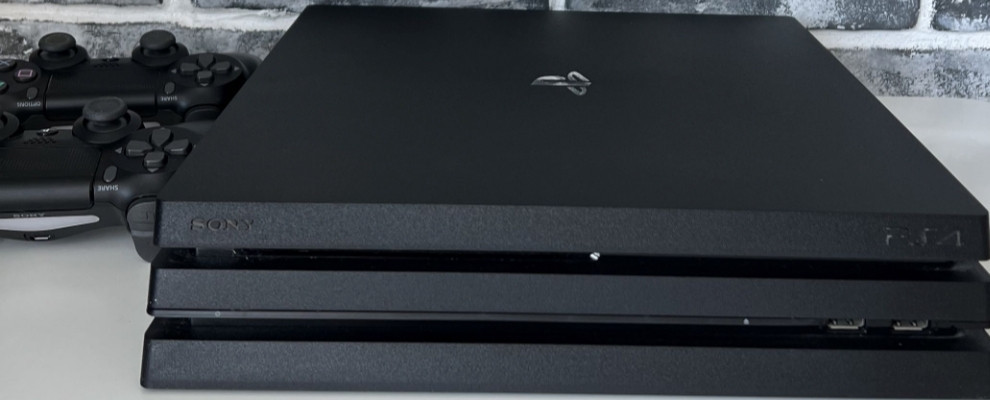 Приставка SONY PlayStation 4 Pro 1TB - 7208 - 17 игр. 2 Геймпада - PS4. Киев - изображение 2