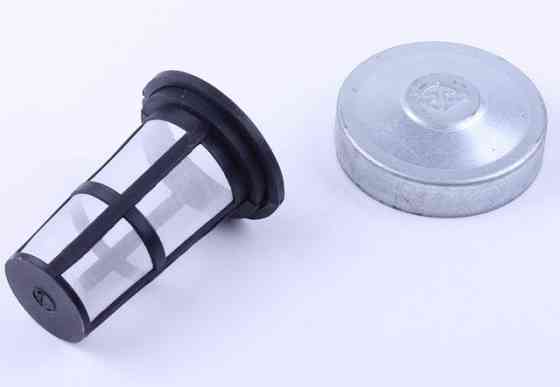 Крышка бака с сеткой под выступающую горловину на дизельный двигатель 180N Мукачево