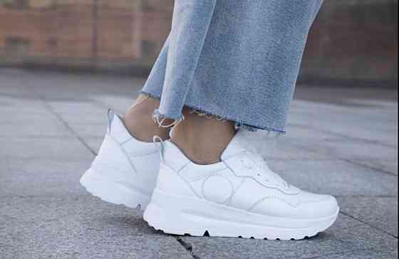 Dino Vittorio Кросівки жіночі Dino Vittorio 1021 білі (весна-осінь, шкіра натуральна) (5000) 40 Коломия