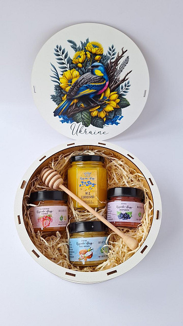 Патриотические подарки для женщин №144 с украинской символикой и украинском стиле для иностранцев. Одесса - изображение 6