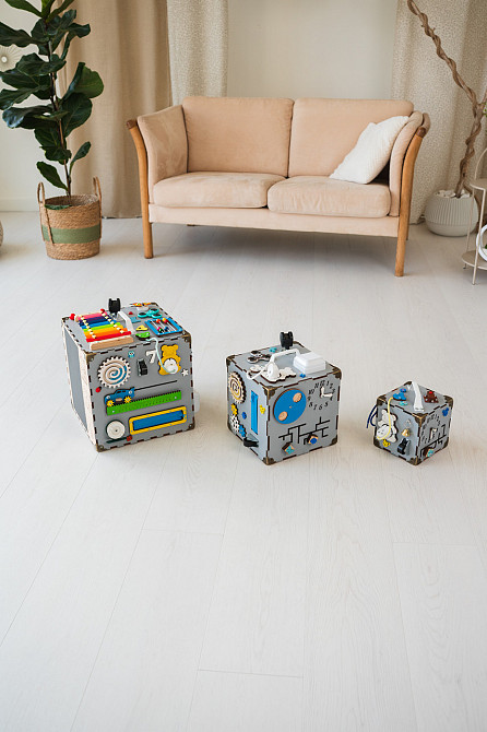 Маленький Бізікуб 15*15*15 Сірий дитячий куб Мінібізикуб для хлопчика Бізіборд Тернопіль - фото 9