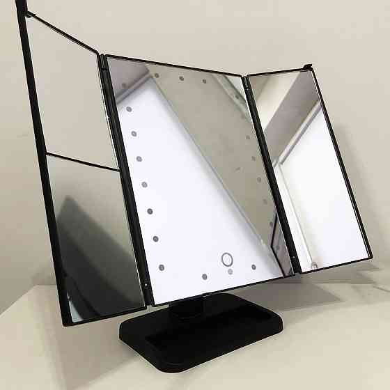 Дзеркало з підсвіткою зі світлодіодами, Дзеркало для макіяжу сучасне, Дзеркало для гриму IO-48 Львів