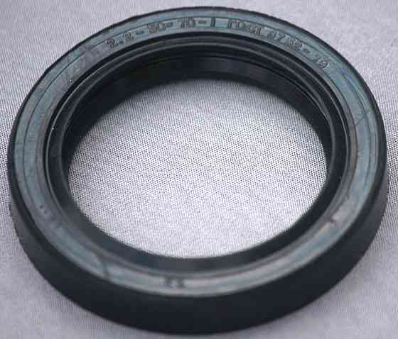 Сальник коленвала УРАЛ (50*70) VDKI Киев