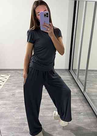 Жіночий прогулянковий оверсайз костюм двійка: футболка і штани віскоза Одеса