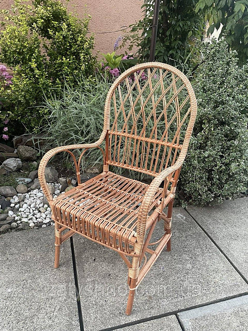 Стільчик плетений кухонний з лози Київ - фото 1