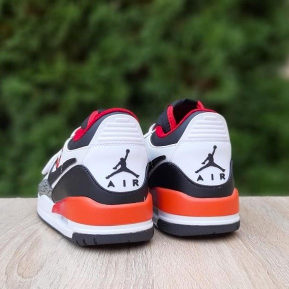 Чоловічі Термо Кросівки Nike Jordan Білі Шкіряні Джордани Найк Єврозима (розміри:41,42,43,44,45) Відео Огляд Дніпро - фото 4