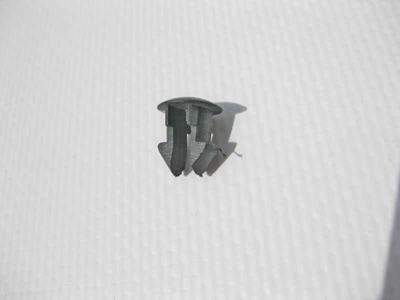 Mercedes-Benz  A0129883178 Пластиковий утримувач ущільнювача дверей ML W164 GL X164 C-Class W203 Sportcoupe C203 R-Class W251 CLK C209 Одесса - изображение 6