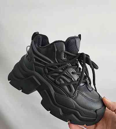 Кроссовки для девочки подростковые черные на флисе 32,33,34,35,37,38 Николаев