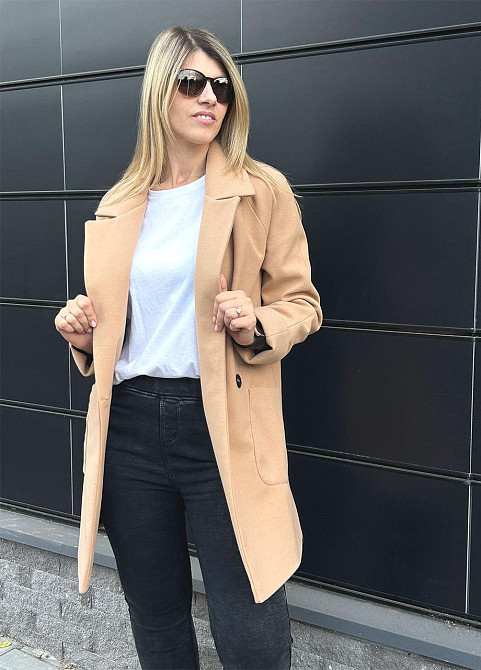 Жіноче кашемірове пальто "Mohito" оптом | Норма | Розпродаж моделі Бежевий, 46-48 Київ - фото 1