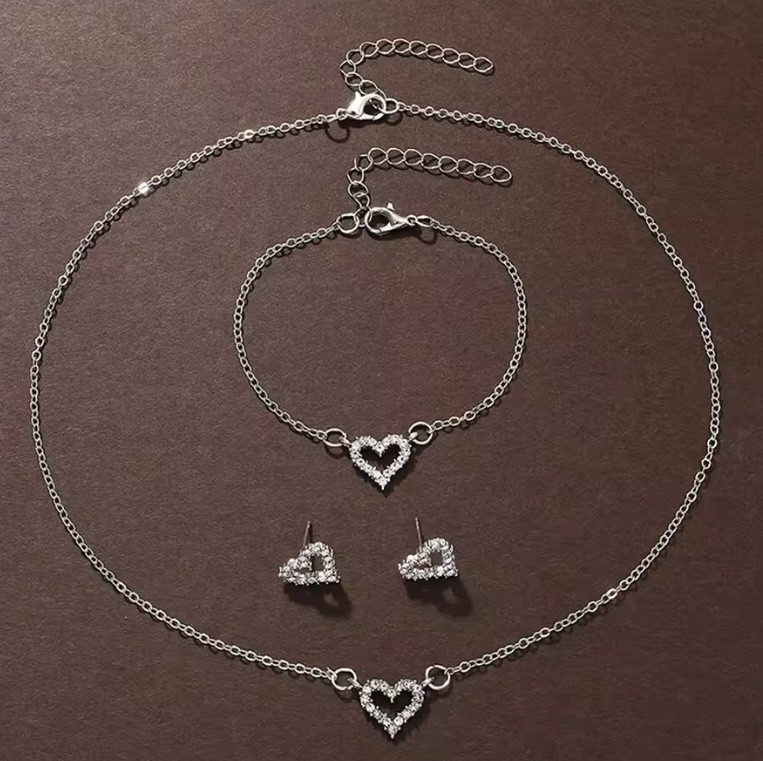 Подарочный набор для женщин Сердце наручные часы браслет ожерелье серьги без подарочной коробки белый Киев - изображение 7