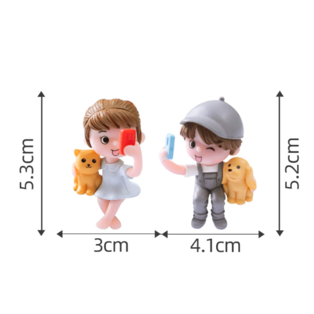 Набір фігурок Маленькі Блогери 5.2 х 4.1 см Хлопчик з песиком, дівчинка з котом та 2 лавки Одеса - фото 2