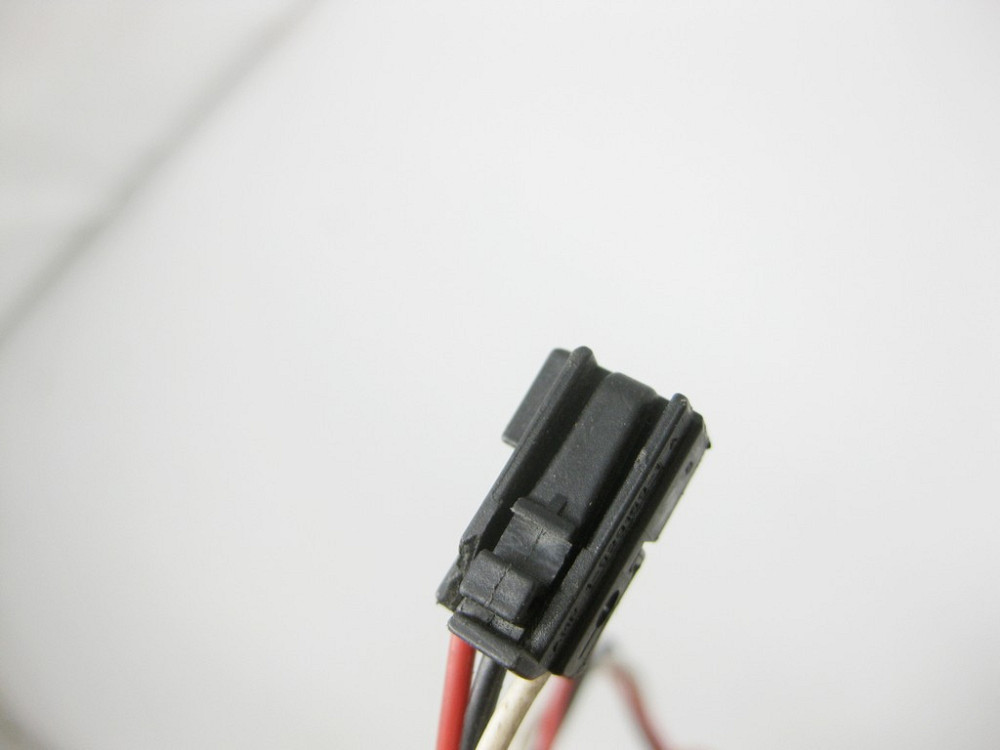 Mercedes-Benz  A0375456328 Електричний роз'єм 3 PIN з проводом CLS C219 E-class W211 ML W164 R-class short W251 C-Class W205 GLC X253 C-class W20 Одесса - изображение 5