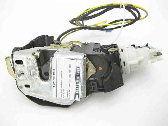 Mercedes-Benz  A2207301935 Замок задніх лівих дверей з дотяжкою S-Class W220 Одеса