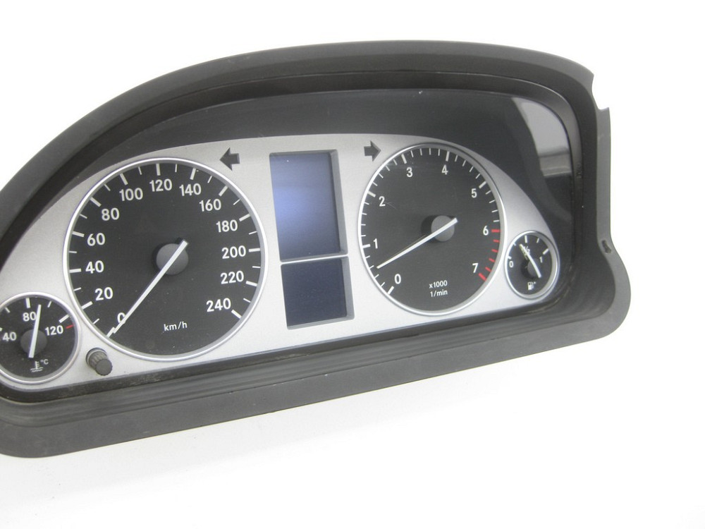 Mercedes-Benz  A1695400448 Щиток - панель приладів для бензинових авто у км B-class W245 Одеса - фото 4