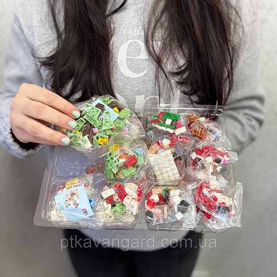 Рождественский адвент календарь конструктор новогодний поезд и ёлка, 6в1, 12 окошек 8972-5 Хмельницкий