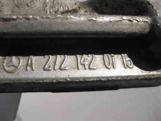 Mercedes-Benz  A2721420115 Фланець лівого клапана продування каталізаторів двигуна M272 V6 2.5 3.0 3.5л M273 V8 4.6 5.5л Одеса