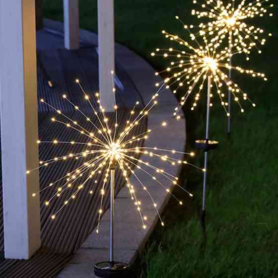 Ліхтар садовий "Феєрверк" на сонячній батареї 1шт, 120LED, ShowTime / Газонний LED світильник Київ