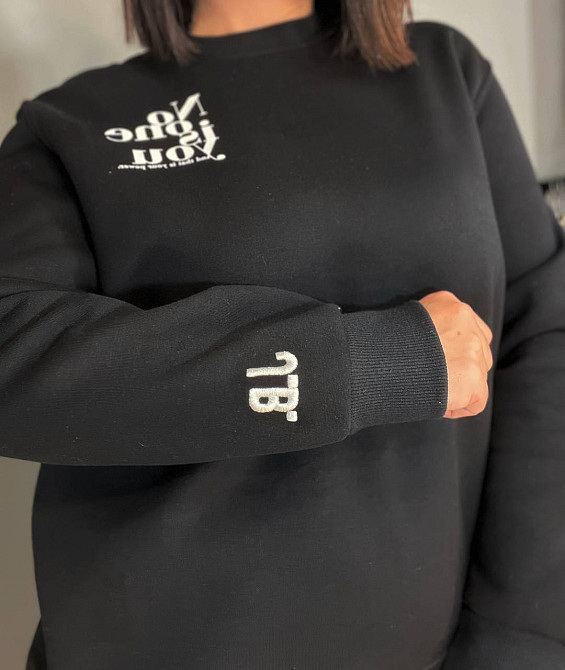 Свитшот женский Pepper&mint 23-18 надпись NO ONE IS YOU флис утепленный по фигуре черный, черный, M Киев - изображение 9