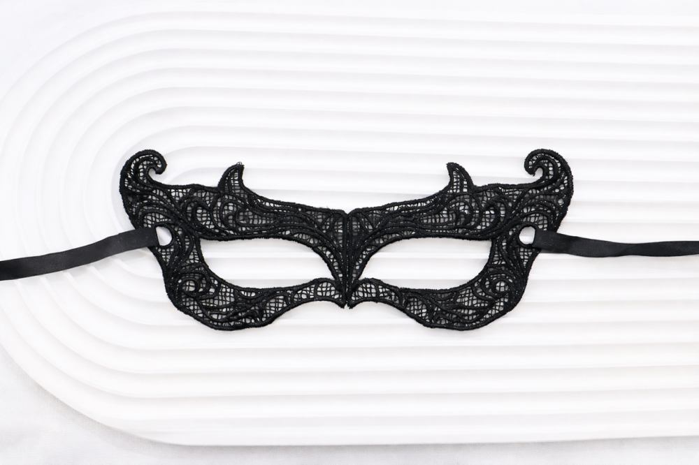 Маска маскарада для обличчя унісекс one size чорний Київ - фото 2
