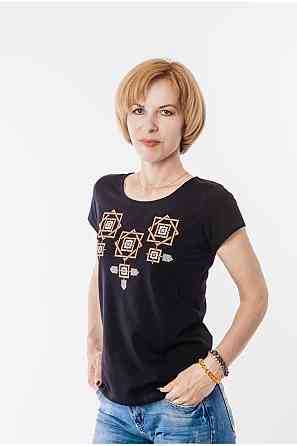 Вышиванка женская, черная 44 Киев