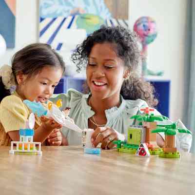 Конструктор LEGO DUPLO Disney Базз Спаситель и космическая миссия (10962) Винница