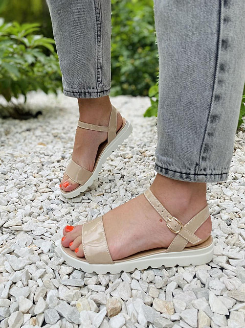 Mermaid Босоніжки жіночі 801 бежеві (літо, лак натуральний) (948) Коломия - фото 2