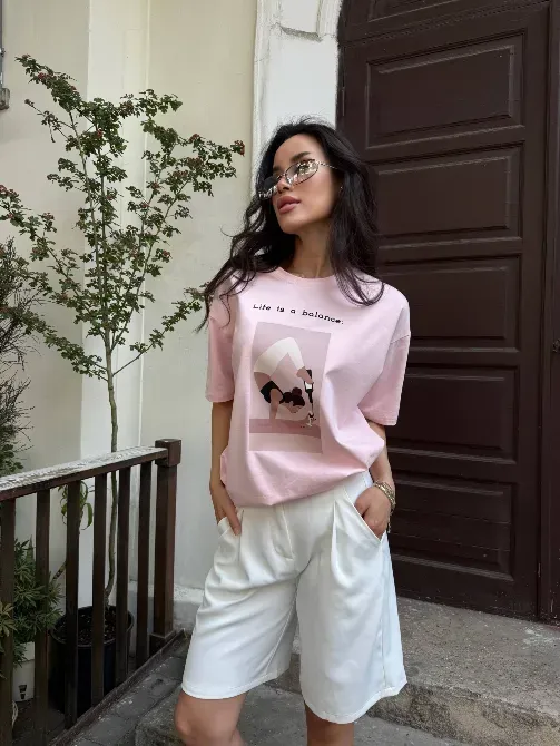 Базова оверсайз футболка з трендовими принтами Одеса - фото 14