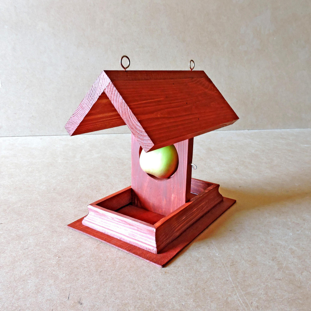 Кормушка садовая для птиц 