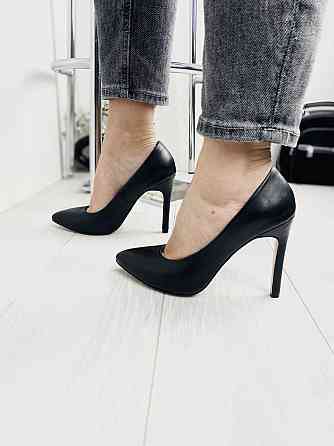 Nivelle Туфлі жіночі NIVELLE чорні натуральна шкіра каблук 11см 36р.37р.38р. (1740/10502-10512) Коломыя