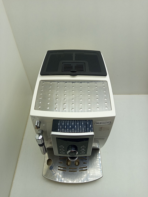 Кавомашина DeLonghi ECAM 23.210.W (товар вживаний) Луцк - изображение 2
