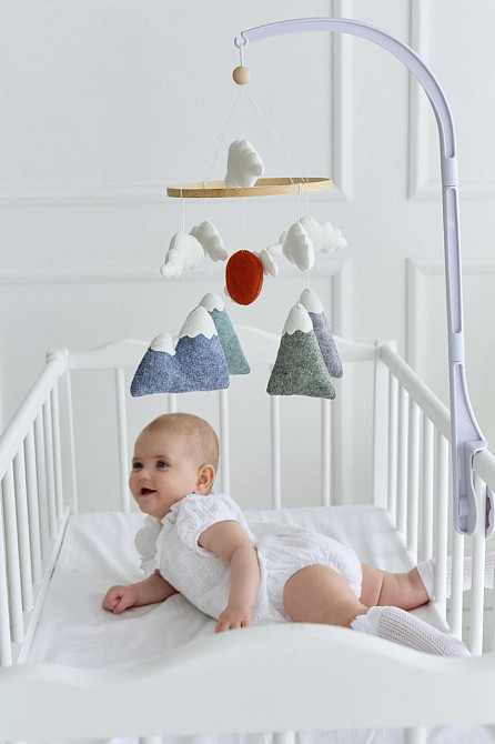 Дитячий мобіль на ліжечко для немовлят WoollyFox "Свіжі сни: гори, сонце, хмарки" Київ - фото 6