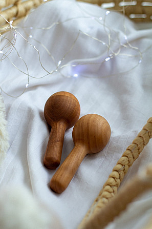 Дерев'яне дитяче брязкальце маракас WooolyWool Київ - фото 1