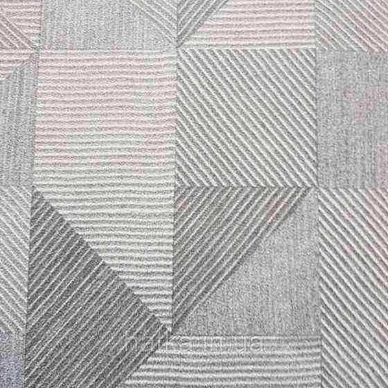 Шпалери вінілові на флізеліновій основі BLOOMING BL22774 геометрія ромби трикутники чорний сірий Київ