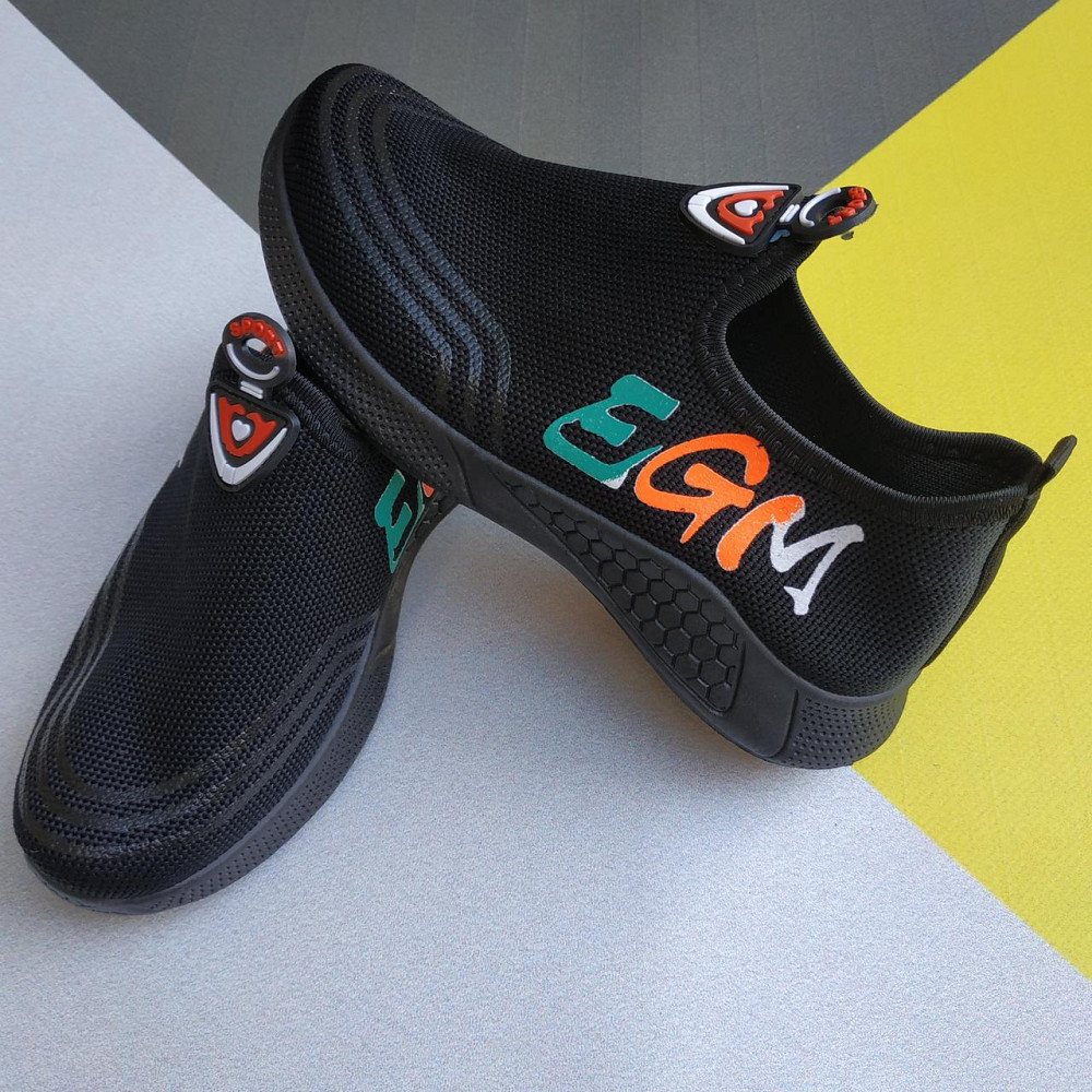 Кросівки спортивні текстильні чорні маломірять 33р Київ - фото 1