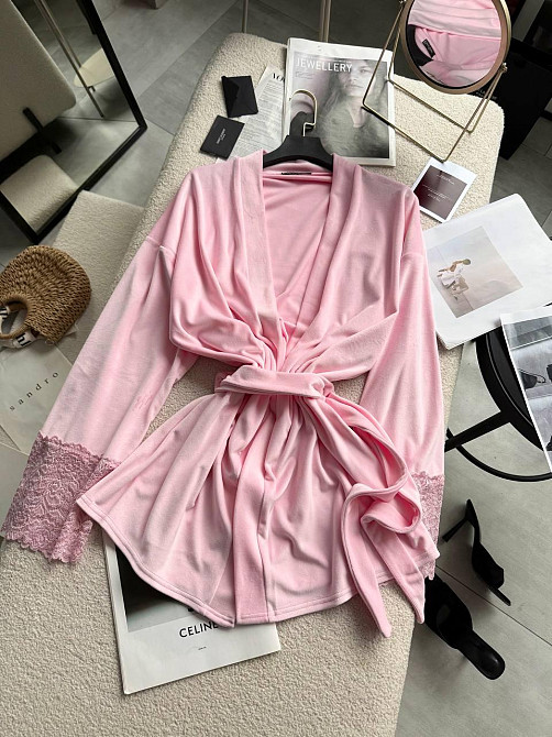 Жіночий стильний романтичний велюровий халат + мереживо Рожевий Одеса - фото 6