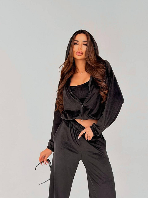 Жіночий стильний повсякденний велюровий костюм трійка Одеса - фото 8