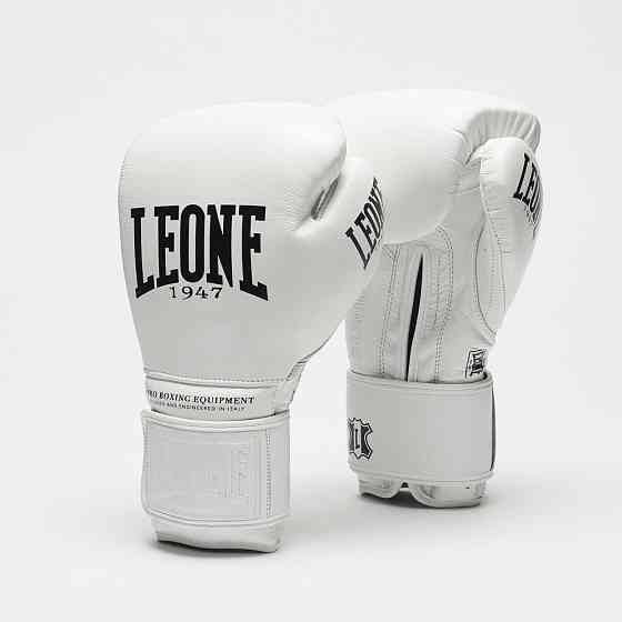 Боксерські рукавиці Leone GN111 THE GREATEST White 10 унцій (бинти 4 м. в комплекті) Кам'янське