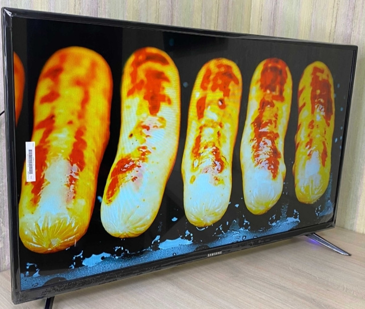 Телевизор: Samsung 45