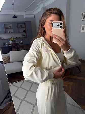 Жіночий велюровий костюм на блискавці Кремовий, 48/52 Харків