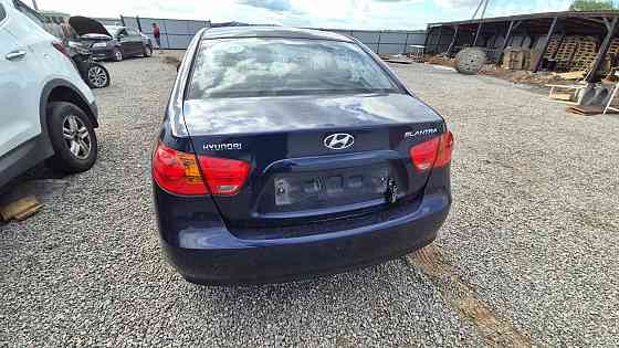 Заднее стекло для Nissan Almera Classic 2006–2012 Киев