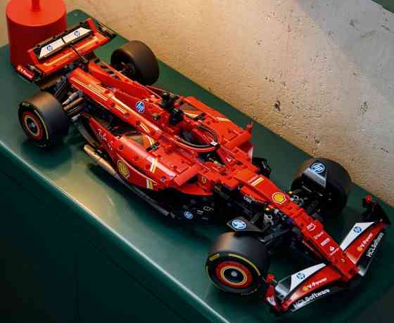 Конструктор Ferrari SF 24‼️ f1 болід формули 1 феррарі в коробці. Киев