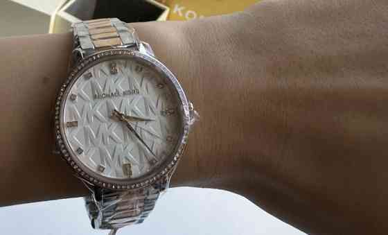 Часи годинник Michael Kors MK4667 Київ