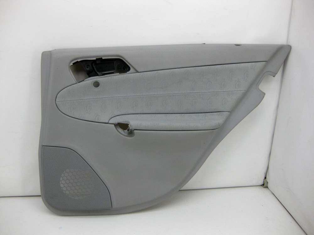 Mercedes-Benz  A2037302662 7E60 Карта задніх правих дверей сіра тканина C-class W203 C-class S203 Одеса - фото 1