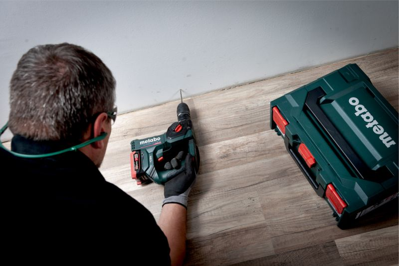 Потужний акумуляторний перфоратор Metabo Powermaxx BH 12 BL 16 : з АКБ 12V 2шт-4.0 Ач, 1.3 Дж (600207850) Київ - фото 14