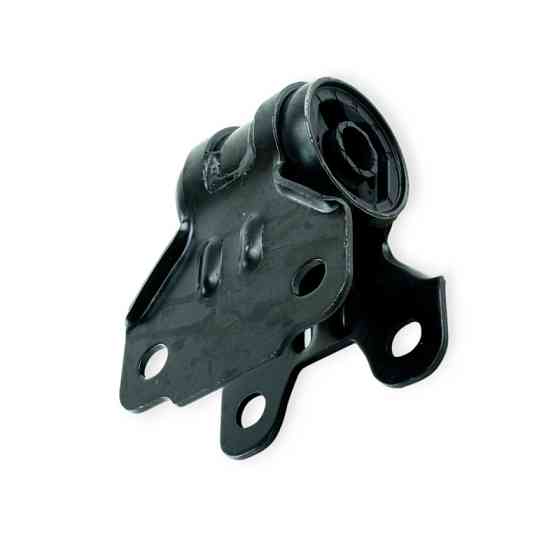 Сайлентблок переднего Форд Focus III задний правый R рычага Мукачево