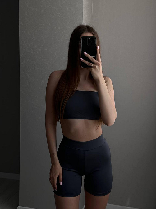 Жіночий стильний спортивний комплект з еластичної тканини мікродайвінг Графіт Одеса - фото 1